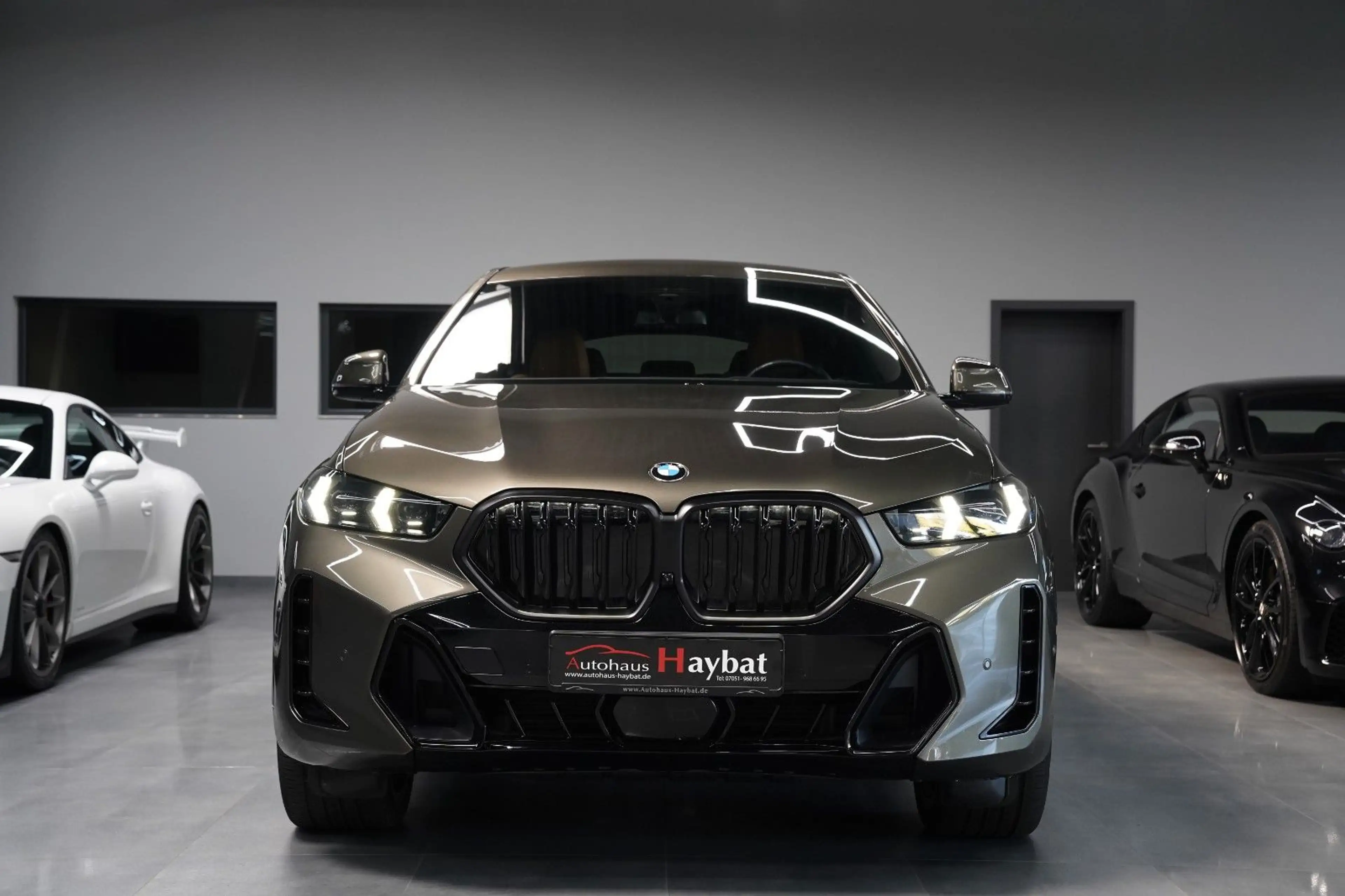 BMW X6 30d M Sport Pro Curved-360-ACC-H&K-StaHzg-AHK — photo 2