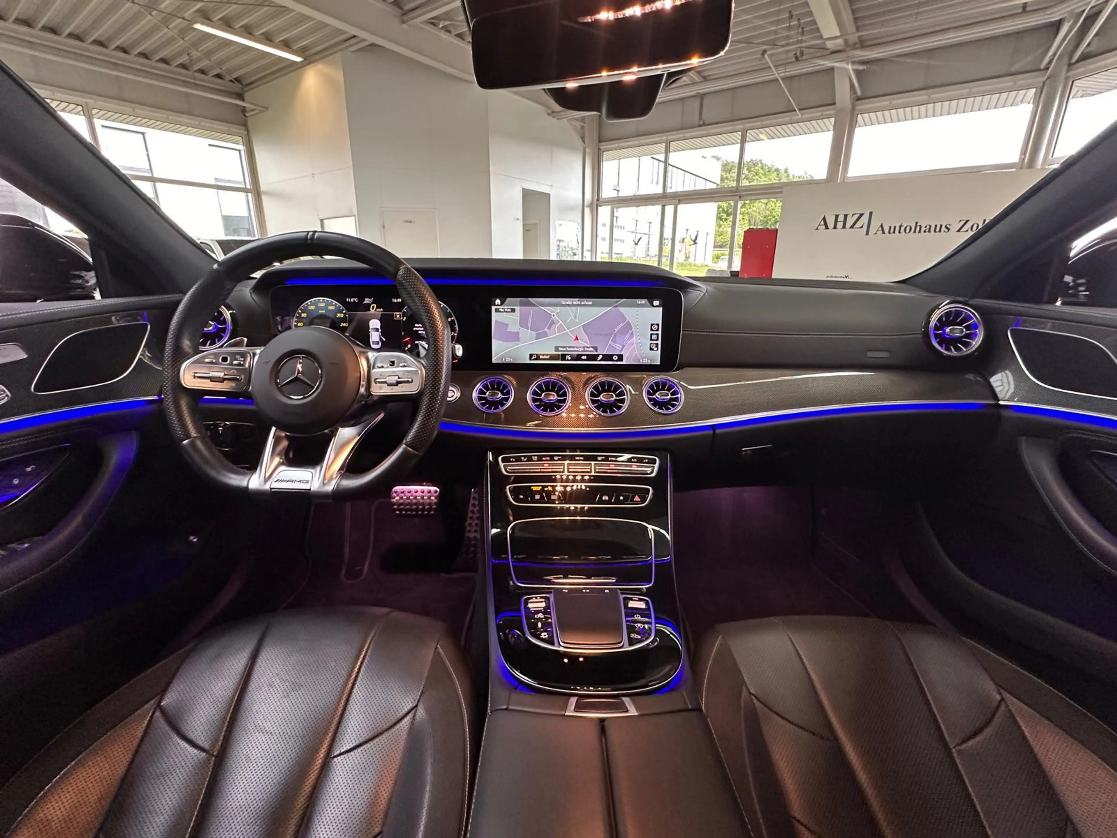 Mercedes-Benz CLS AMG 4Matic SCHIEBEDACH ACC AIR — photo 9