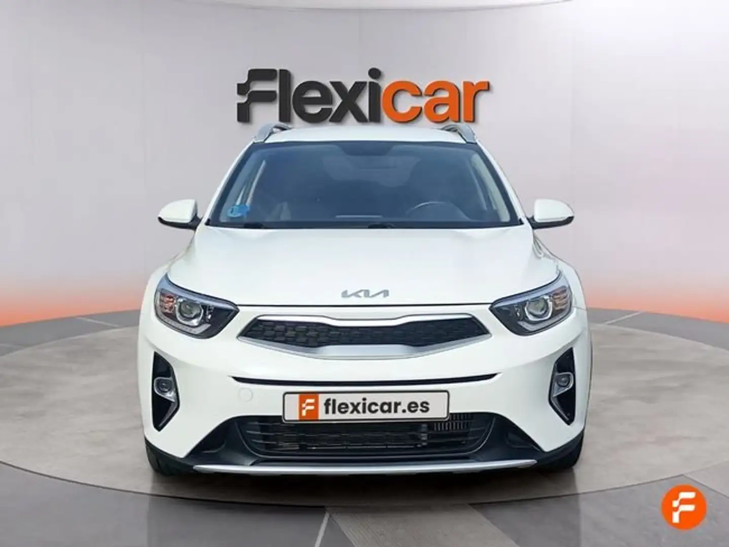 Kia Stonic 1.0 T-GDi 74kW (100CV) MHEV MT Concept Blanco - 2