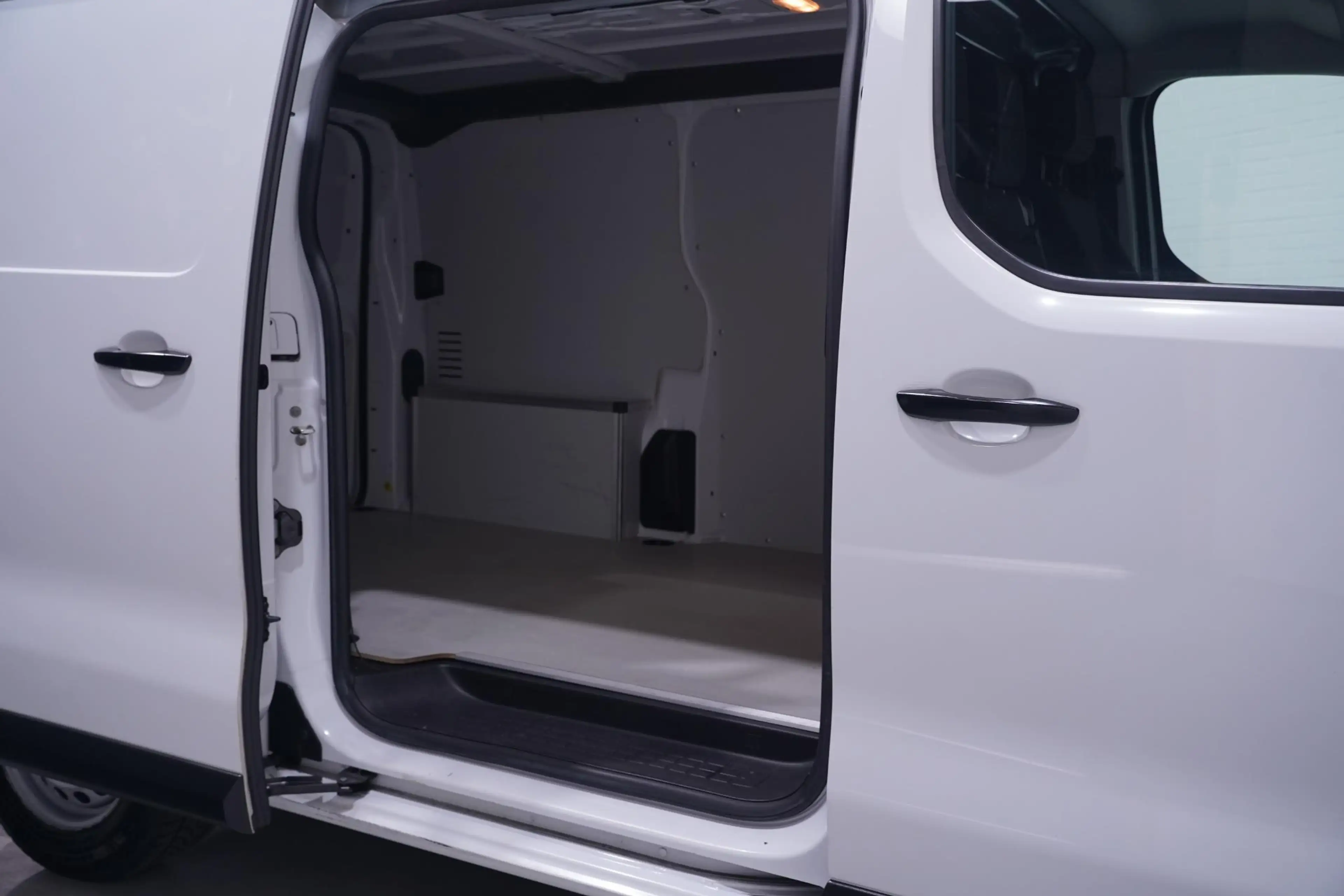 Fiat Scudo 2.0 MultiJet 145 pk L2H1 Airco, Apple Carplay Crui — photo 10