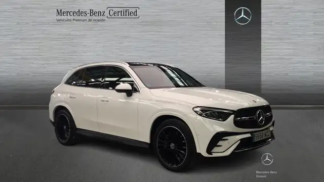 Mercedes-Benz GLC view 3