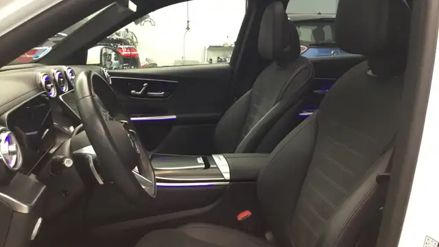Mercedes-Benz GLC view 7