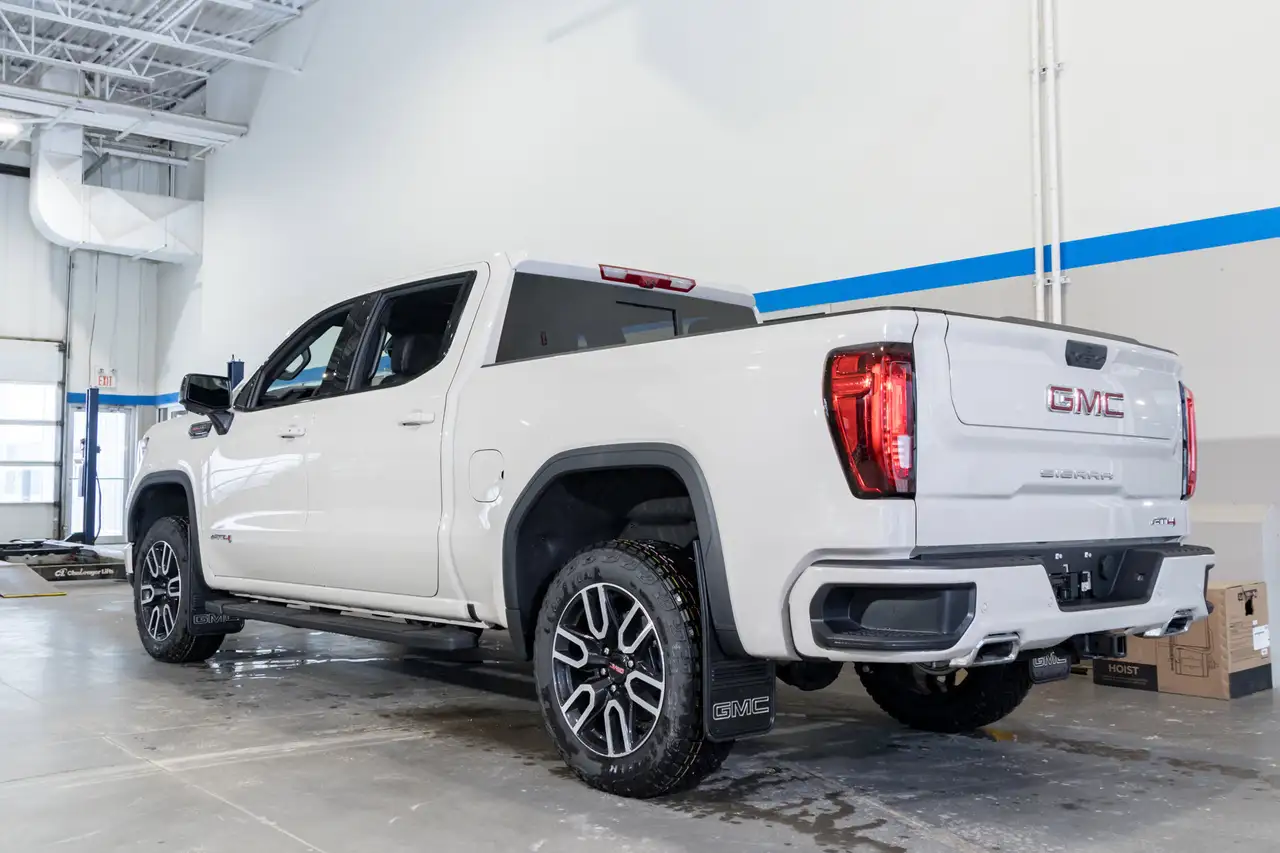GMC Sierra 1500 снимка GMC Sierra 1500