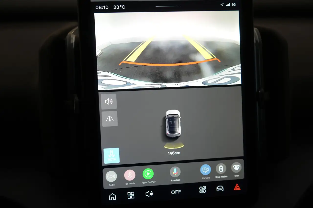 Volvo EX30 69 kWh Single Motor Ext. Range Core LED GPS CAM BL, миниатюра 28