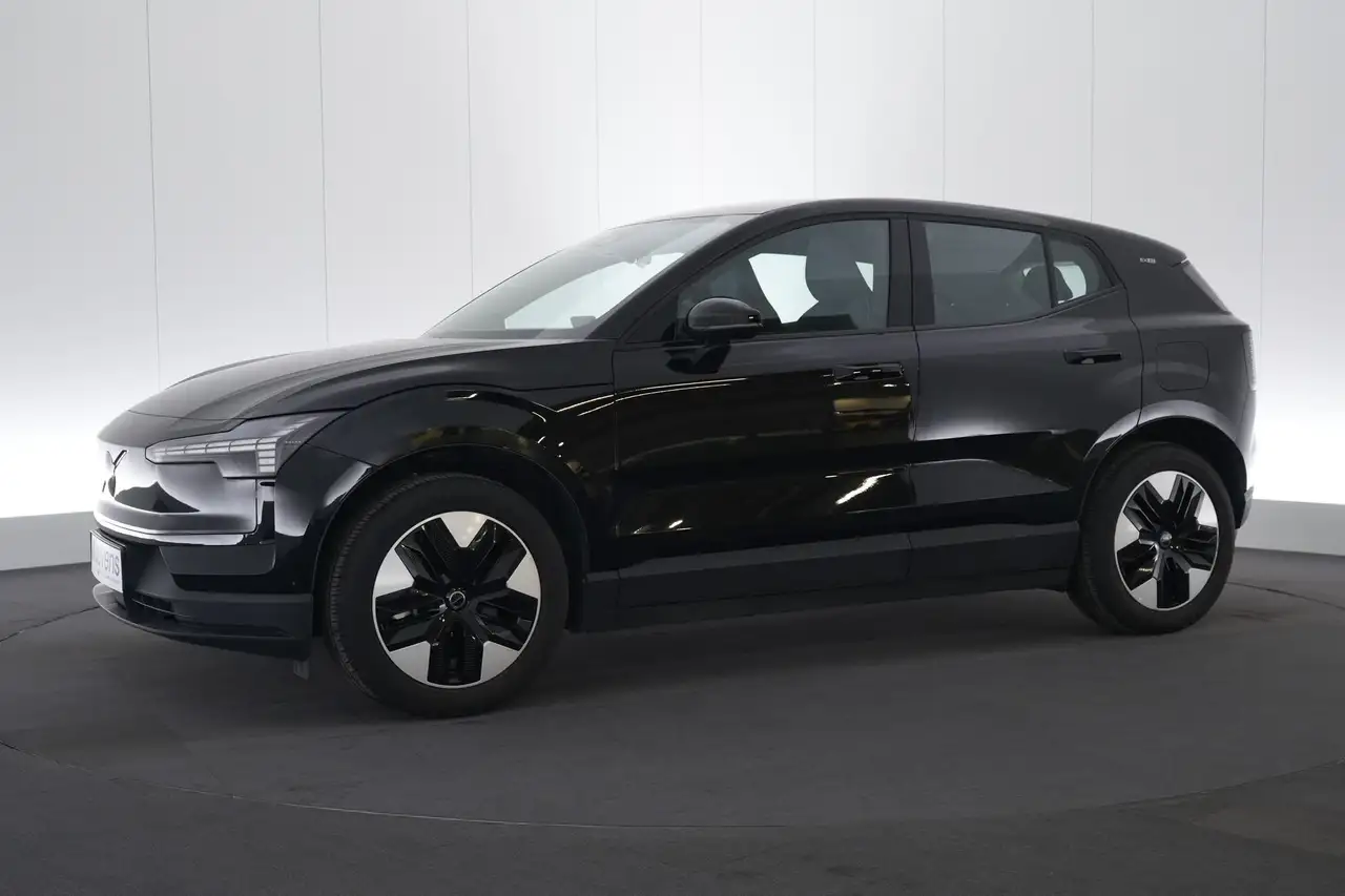 Volvo EX30 69 kWh Single Motor Ext. Range Core LED GPS CAM BL, миниатюра 12