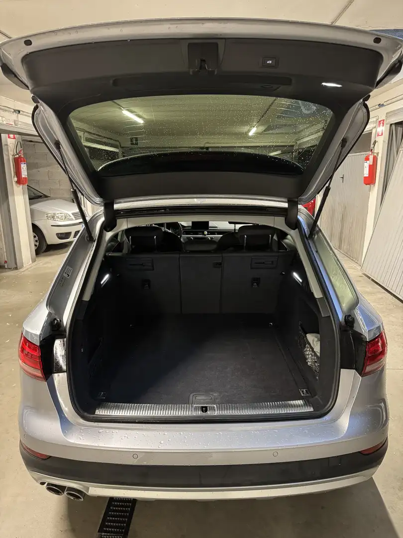 Audi A4 allroad basis Grigio - 2