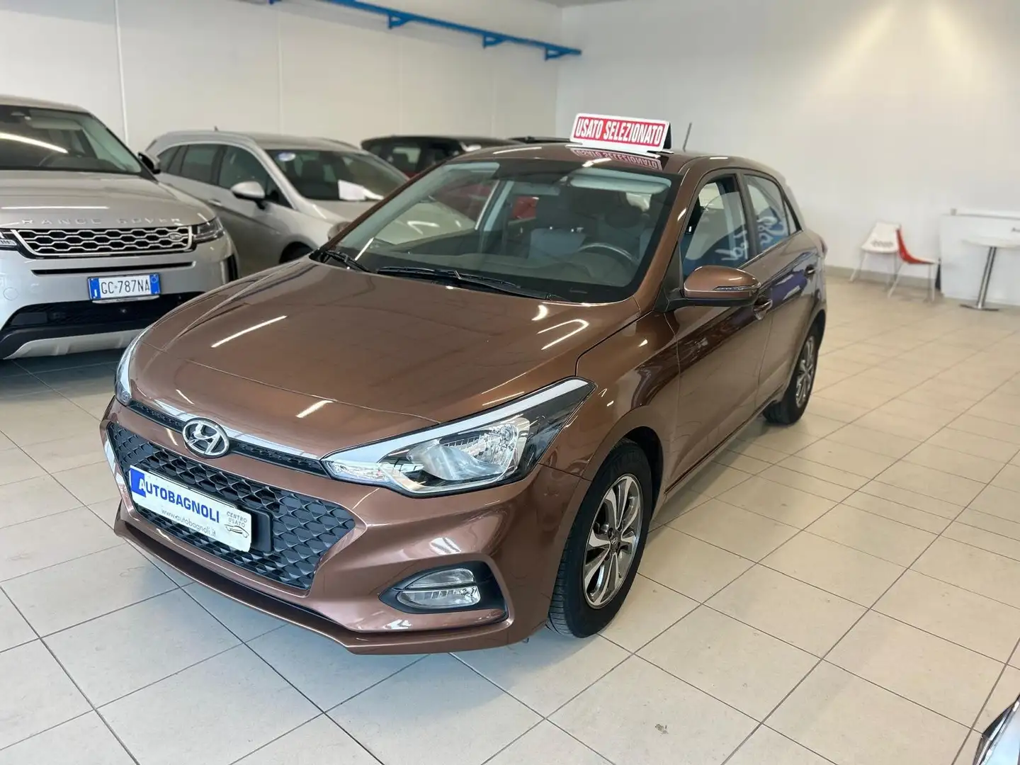 Hyundai i20 CONNECTLINE 1.2 75 cv 5 p. 52000 km Brun - 1