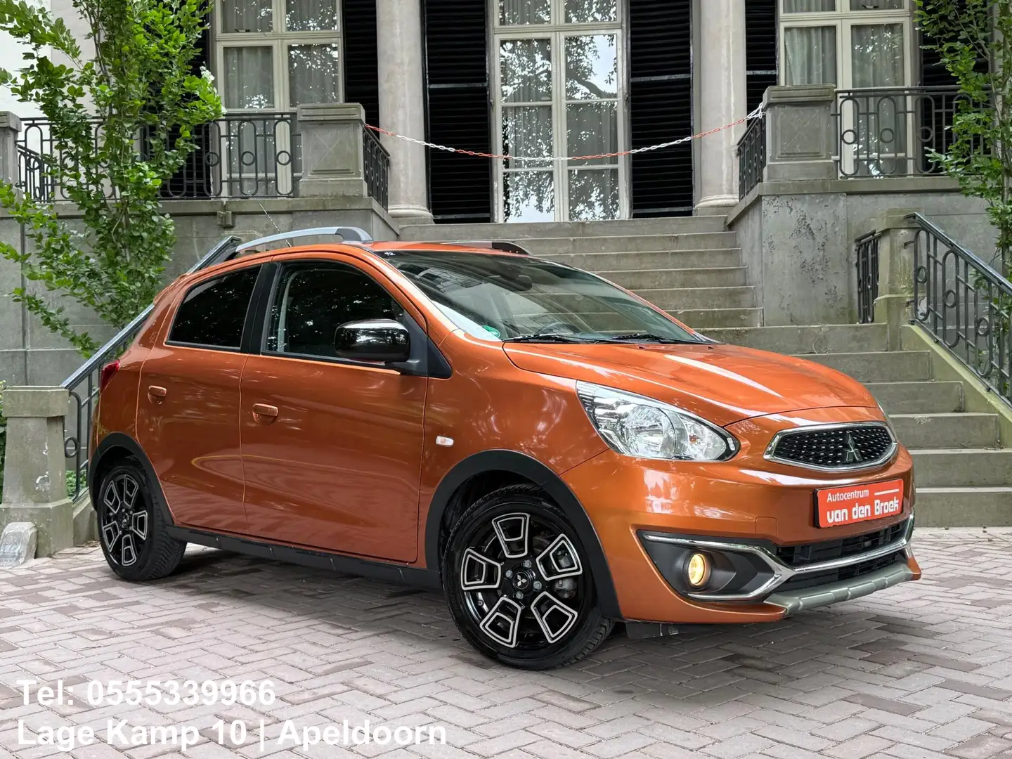 Mitsubishi Space Star 1.2 CROSS Limitierte Edition 937/1600 Navi CarPlay Naranja - 1