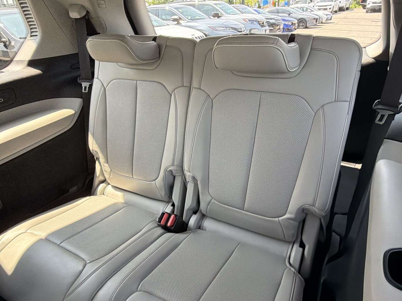 used 2022 Jeep Grand Cherokee car, priced at $44,598
