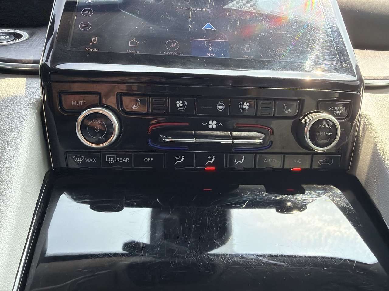 used 2022 Jeep Grand Cherokee car, priced at $44,598