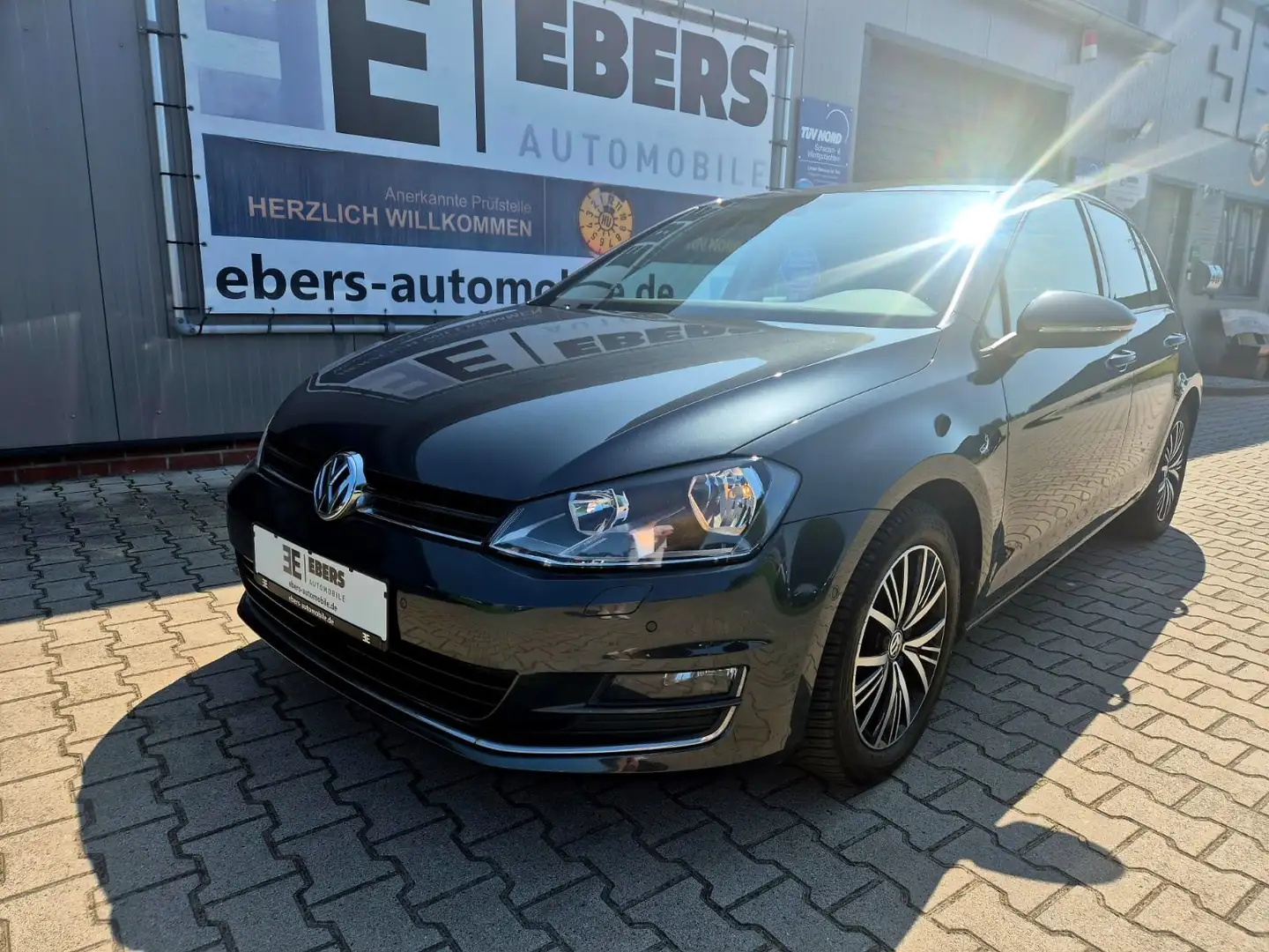 Volkswagen Golf VII 1.2 TSI Allstar PDC/ACC/LED/NAV/BT/PARK Grau - 1