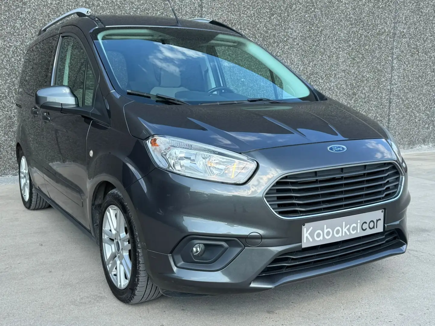 Ford Tourneo Courier 1.5 TDCi NAVIGATION/ATTELAGE/GARANTIE Gris - 1