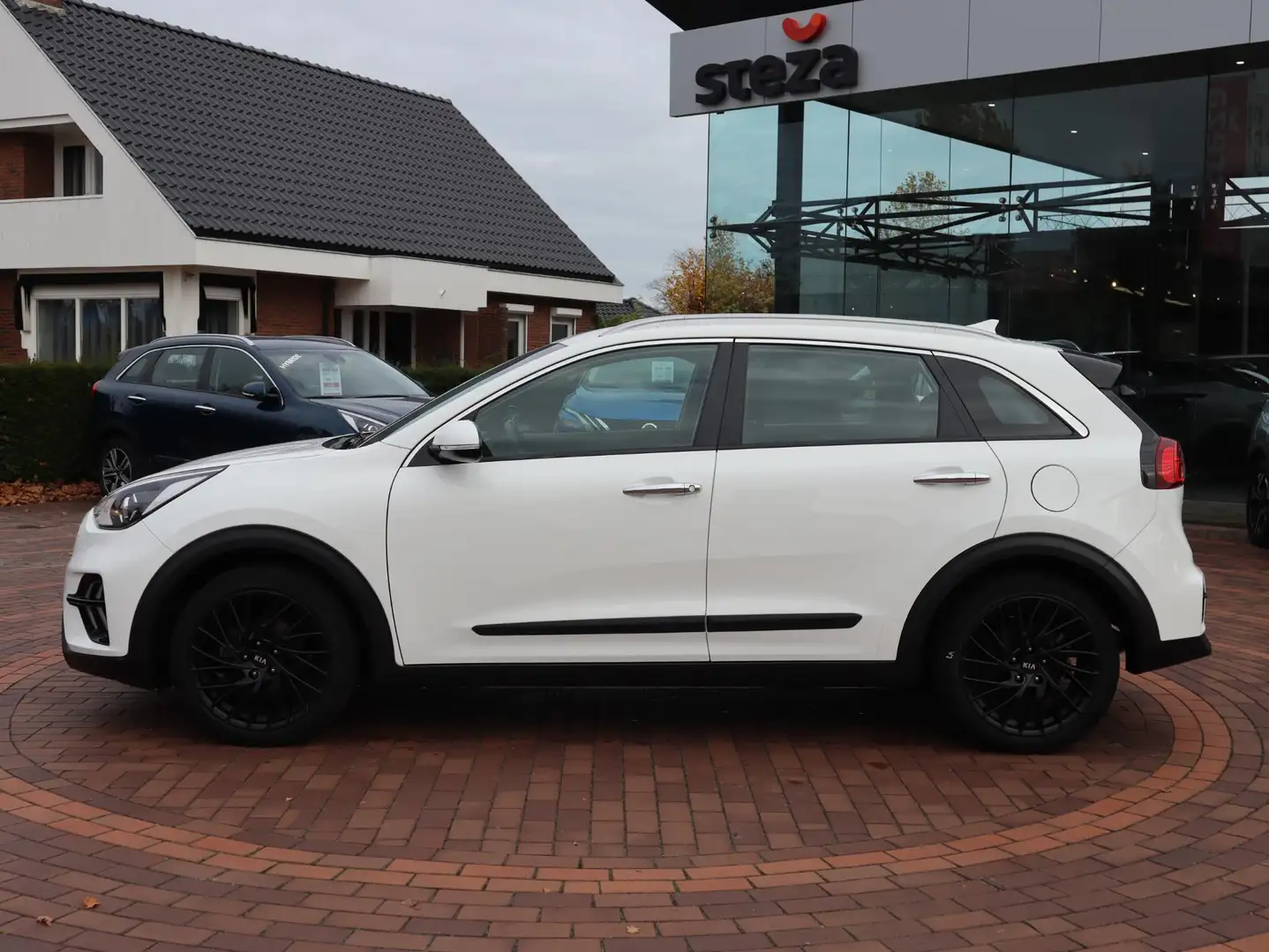 Kia Niro 1.6 GDi Hybrid DynamicLine | Trekhaak | Parkeercam Wit - 2