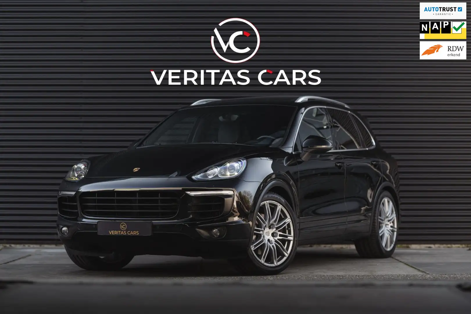 Porsche Cayenne 3.6 S 420 PK Pano|Bose Sound|Camera|Luchtvering|Tr Zwart - 1
