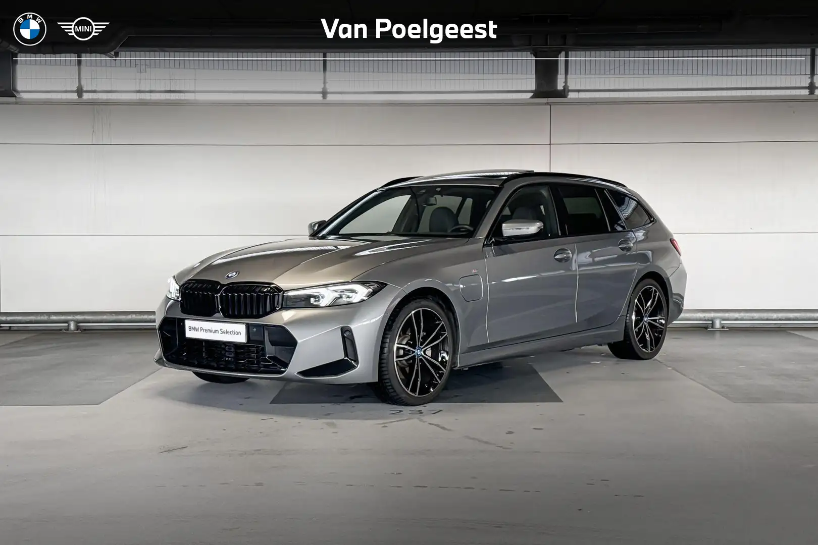 BMW 320 3 Serie Touring 320e | Glazen panoramadak | Elektr Grijs - 1