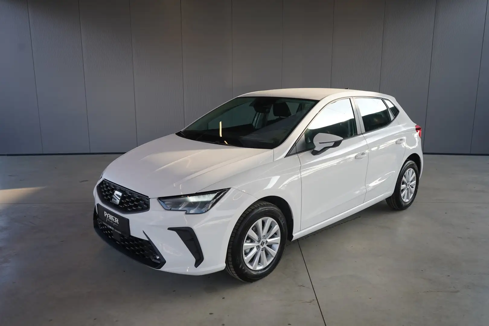 SEAT Ibiza Reference Edition 1.0 80PS Weiß - 2