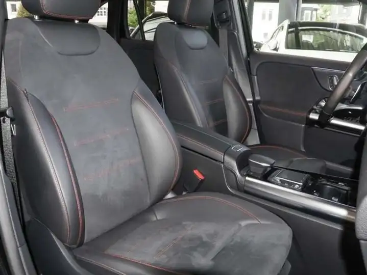 Mercedes-Benz GLA 2023, foto 5