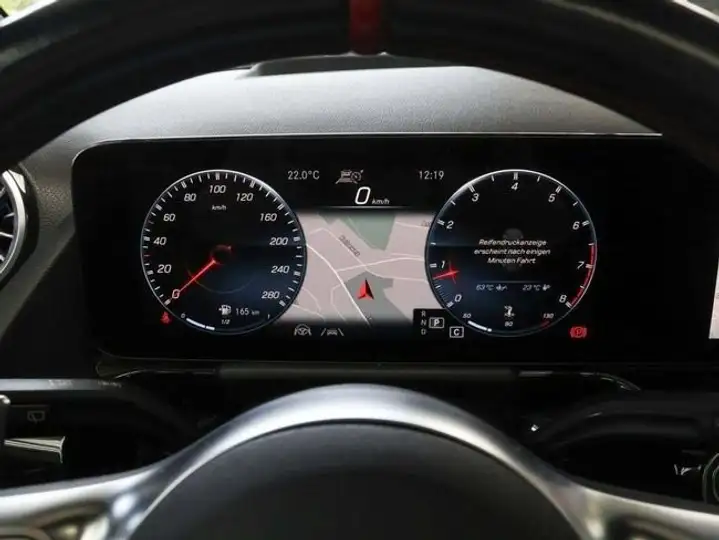 Mercedes-Benz GLA 2023, foto 14