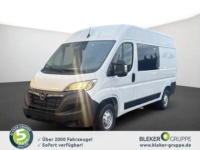 Opel Movano view 2
