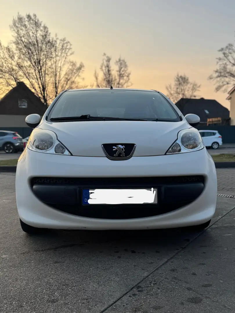 Peugeot 107 Filou Weiß - 1
