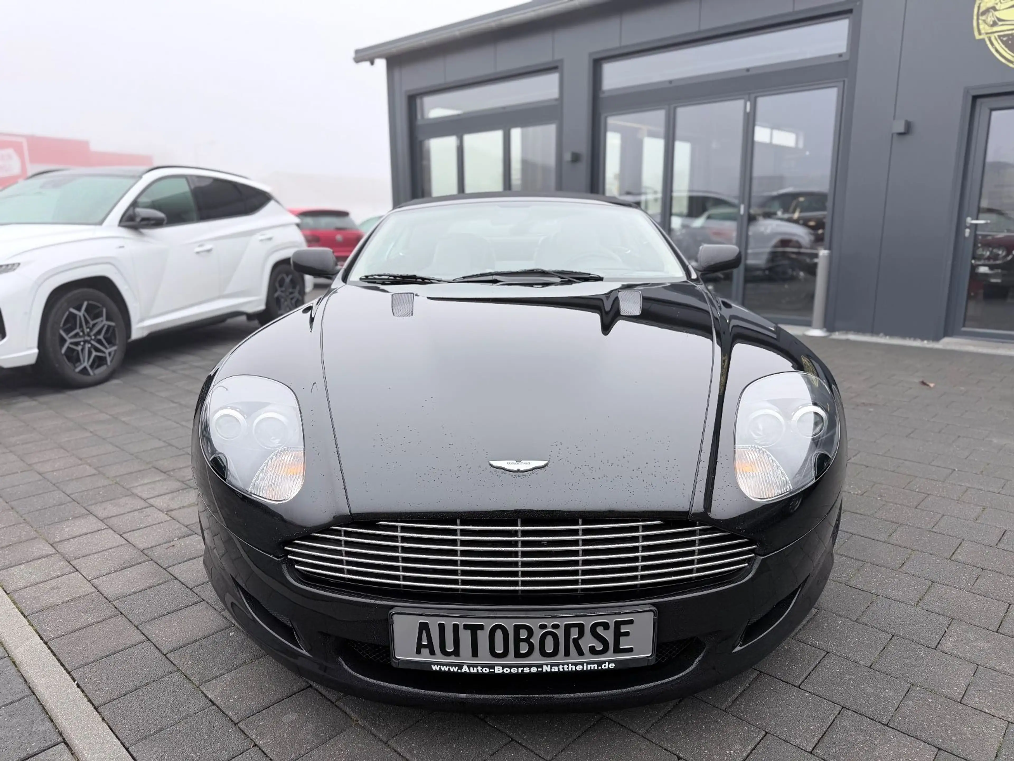 Aston Martin DB9 — photo 2