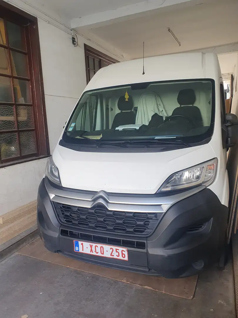 Citroen Jumper 2.2 BlueHDi L2H2 Club S Biały - 1