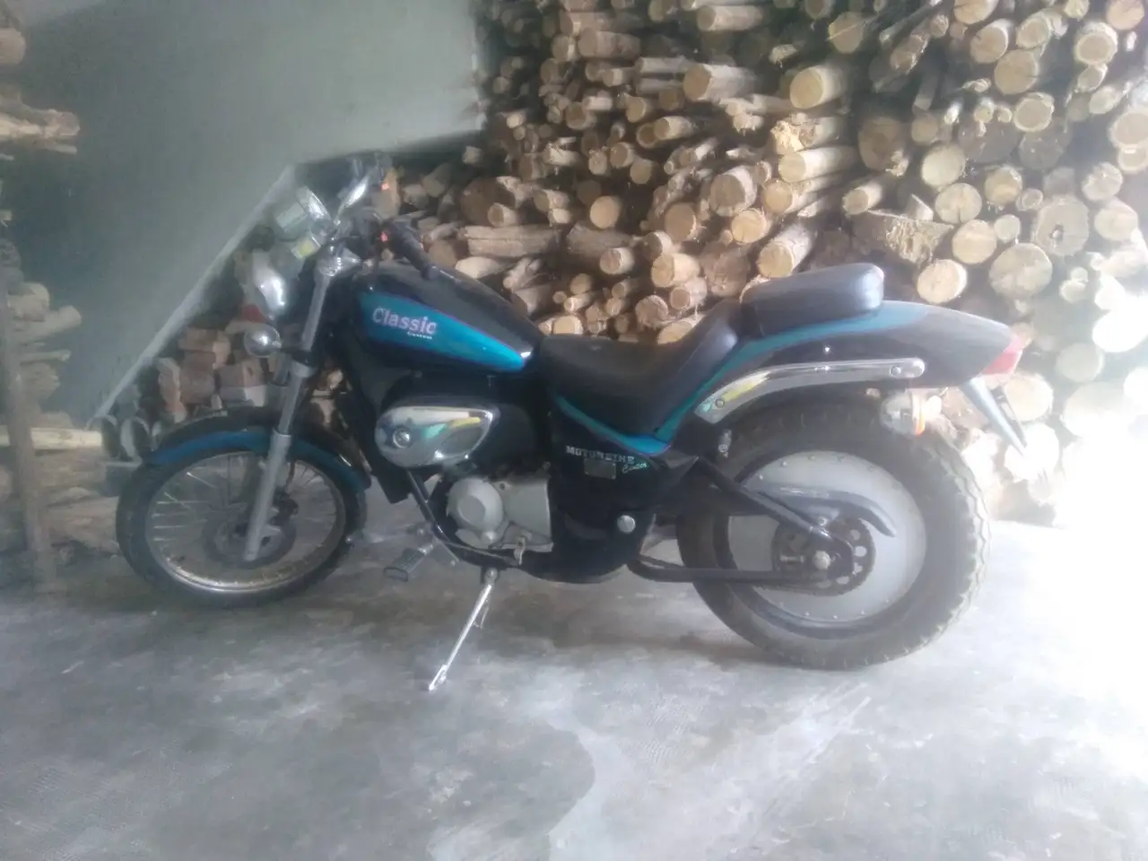 Aprilia Red Rose