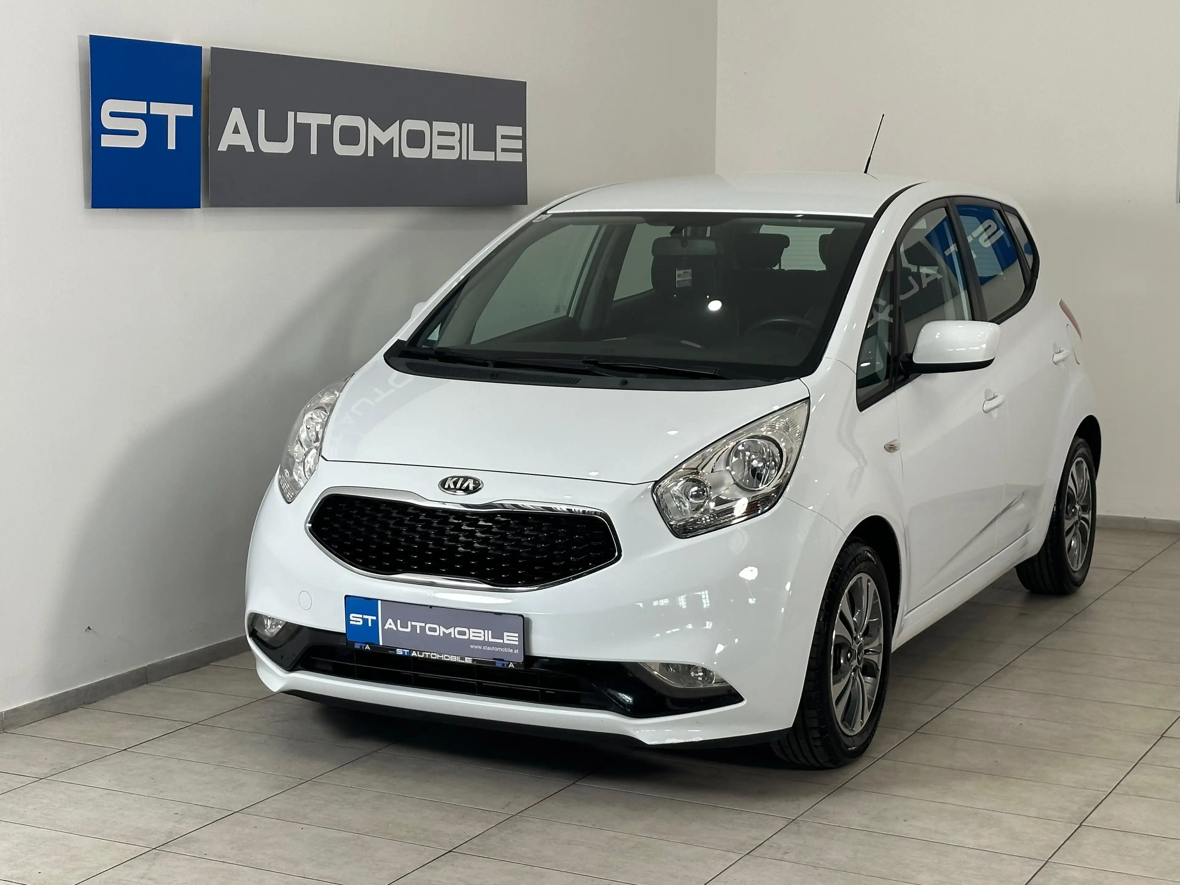 Kia Venga Attract // KLIMA // TEMPOMAT // EINPARKHILFE // — photo 3