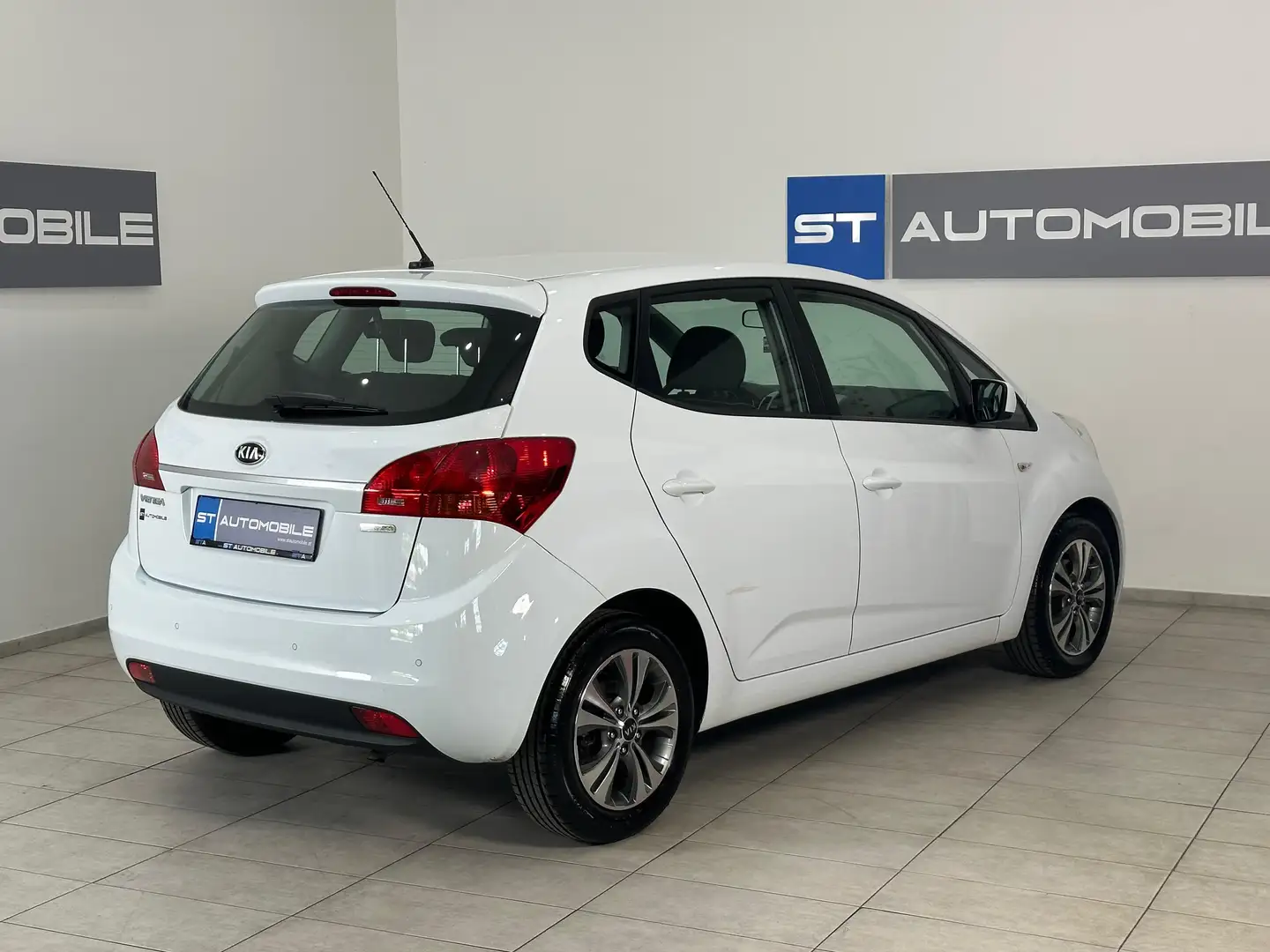 Kia Venga Attract // KLIMA // TEMPOMAT // EINPARKHILFE // Weiß - 2