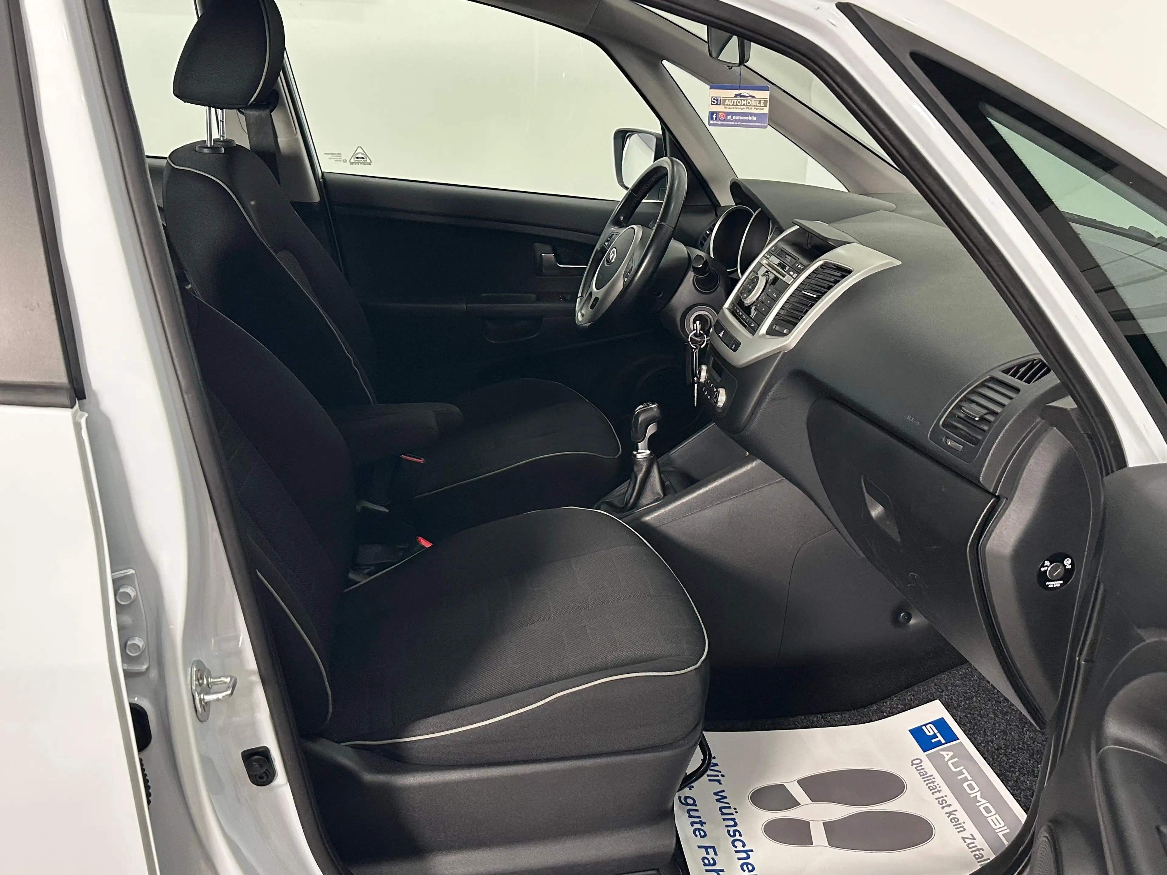 Kia Venga Attract // KLIMA // TEMPOMAT // EINPARKHILFE // — photo 7