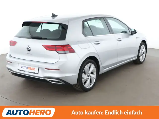 Volkswagen Golf view 6