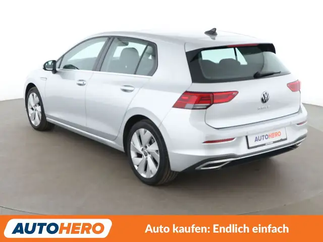 Volkswagen Golf view 4