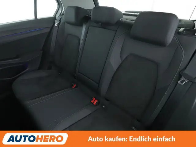 Volkswagen Golf view 14