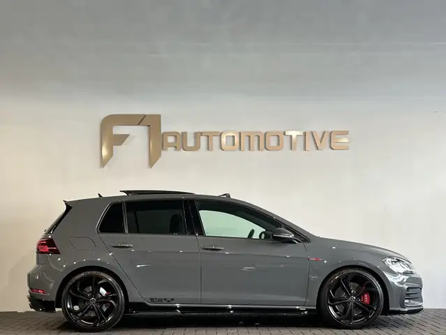 Volkswagen Golf view 7