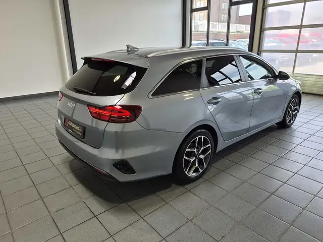 Kia Ceed view 5