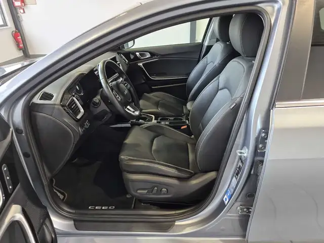 Kia Ceed view 8
