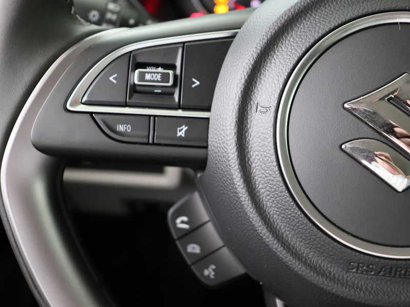 Suzuki Swift 1.2 Select Smart Hybrid | 16" Velgen | Stoelverwar — photo 9
