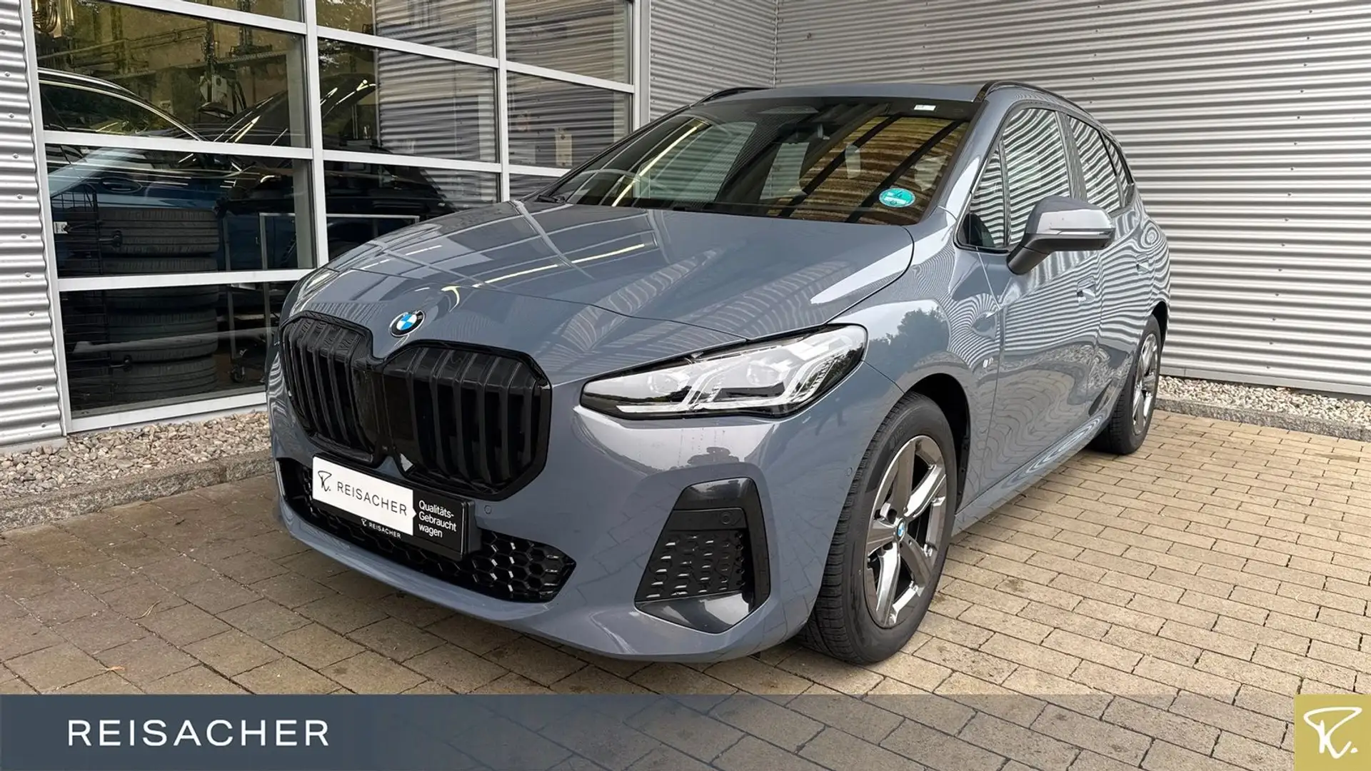 BMW 220 223iA xDrive AT M-Sport NaviPro HUD 360° AHK ACC Grau - 1