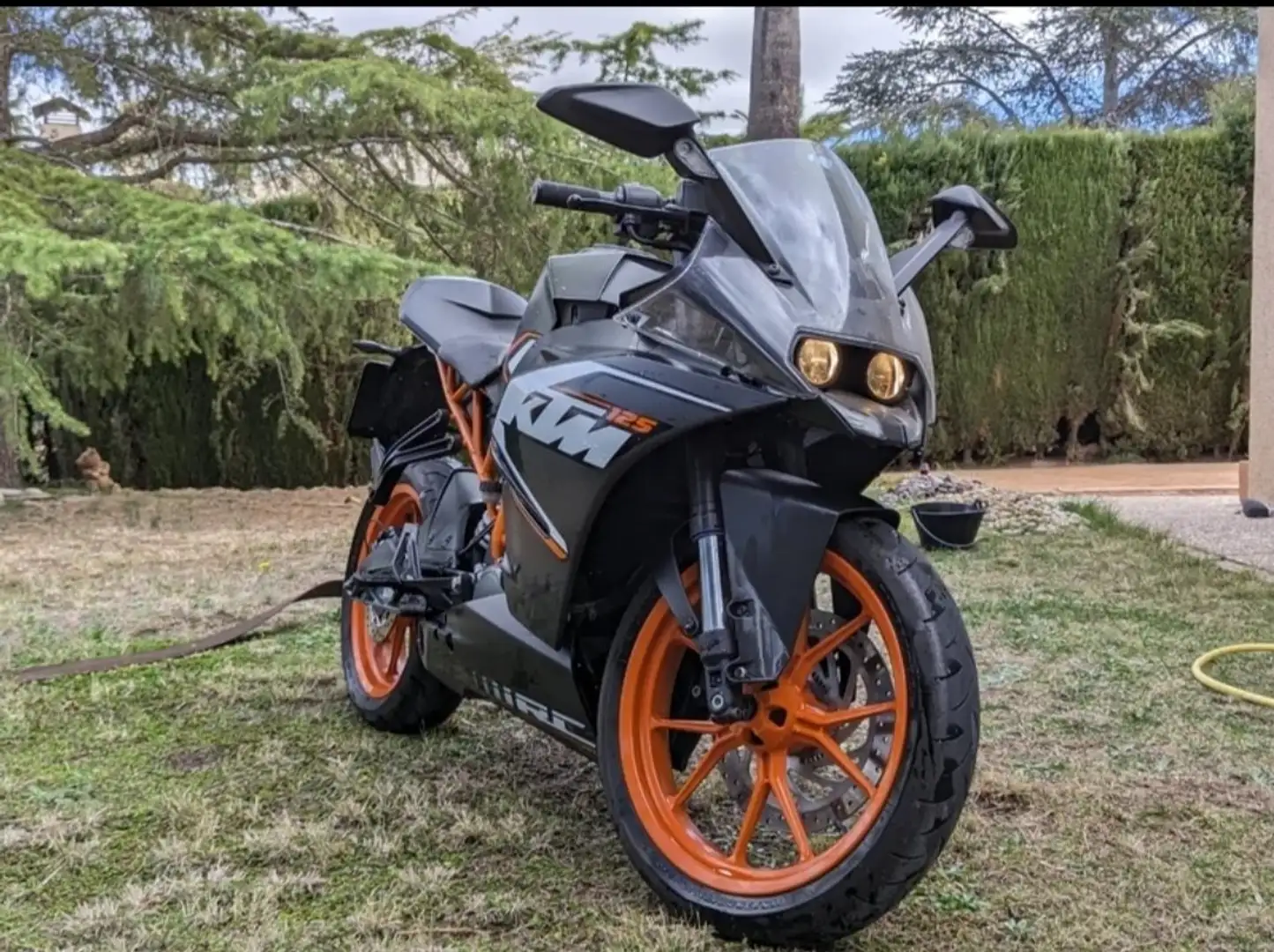 KTM RC 125 ABS Pomarańczowy - 2