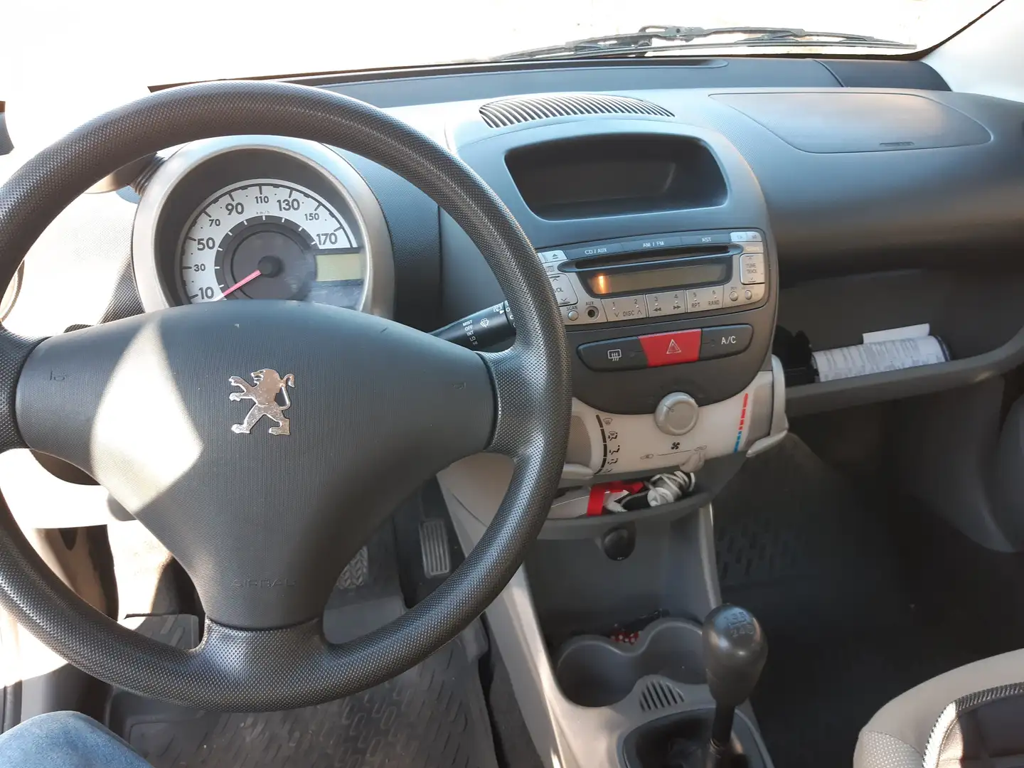 Peugeot 107 107 5p 1.0 12v Sweet Years Nero - 2