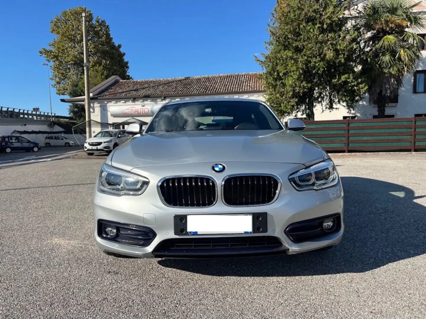 BMW 116 d 5p. Efficient Dynamics Sport Silber - 2