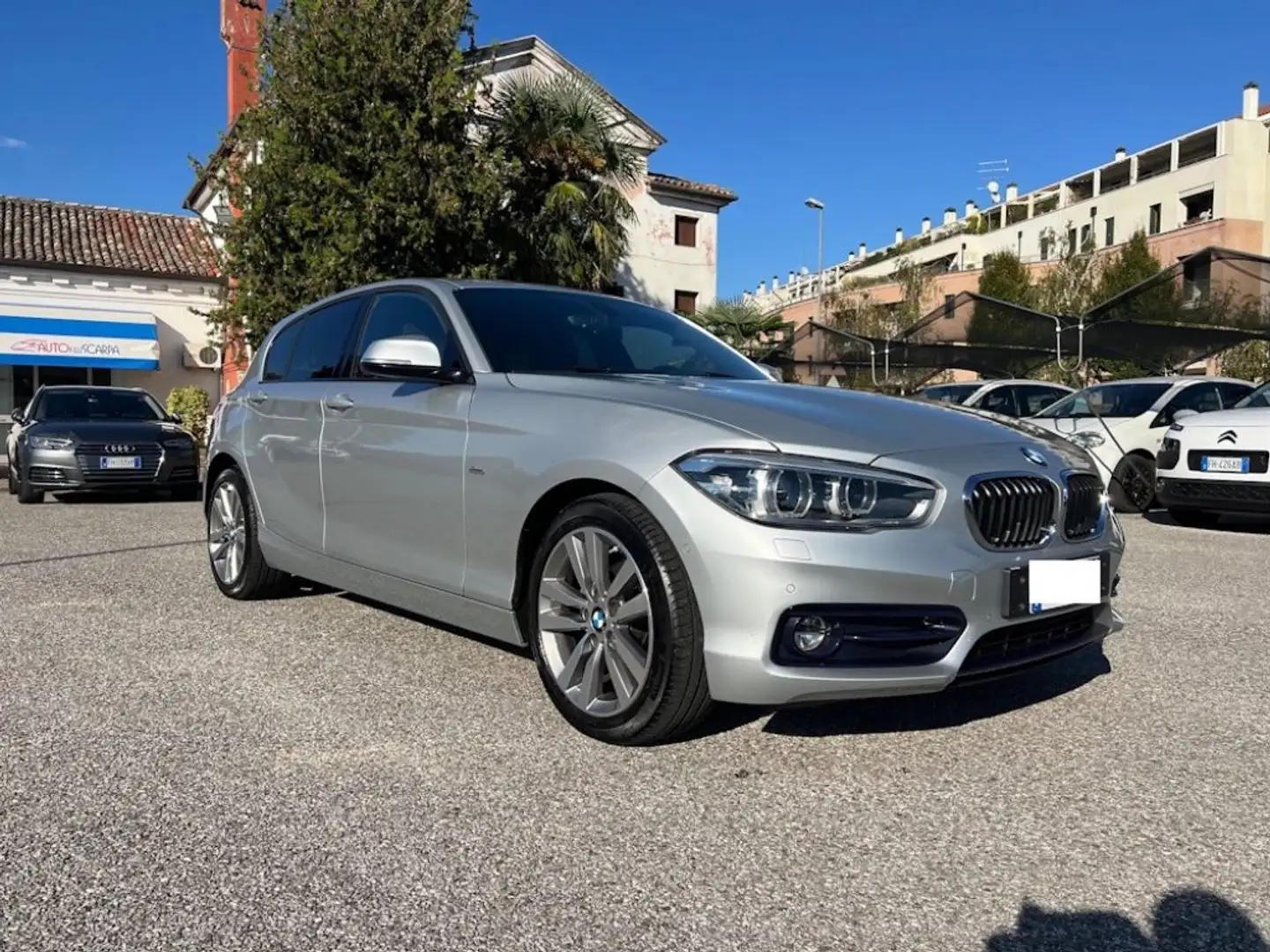 BMW 116 d 5p. Efficient Dynamics Sport Silber - 1