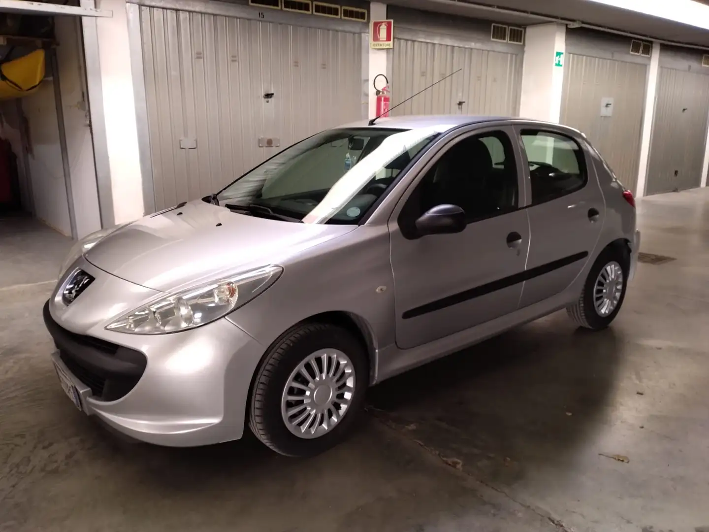 Peugeot 206 Plus 5p 1.1 96500km Argintiu - 2