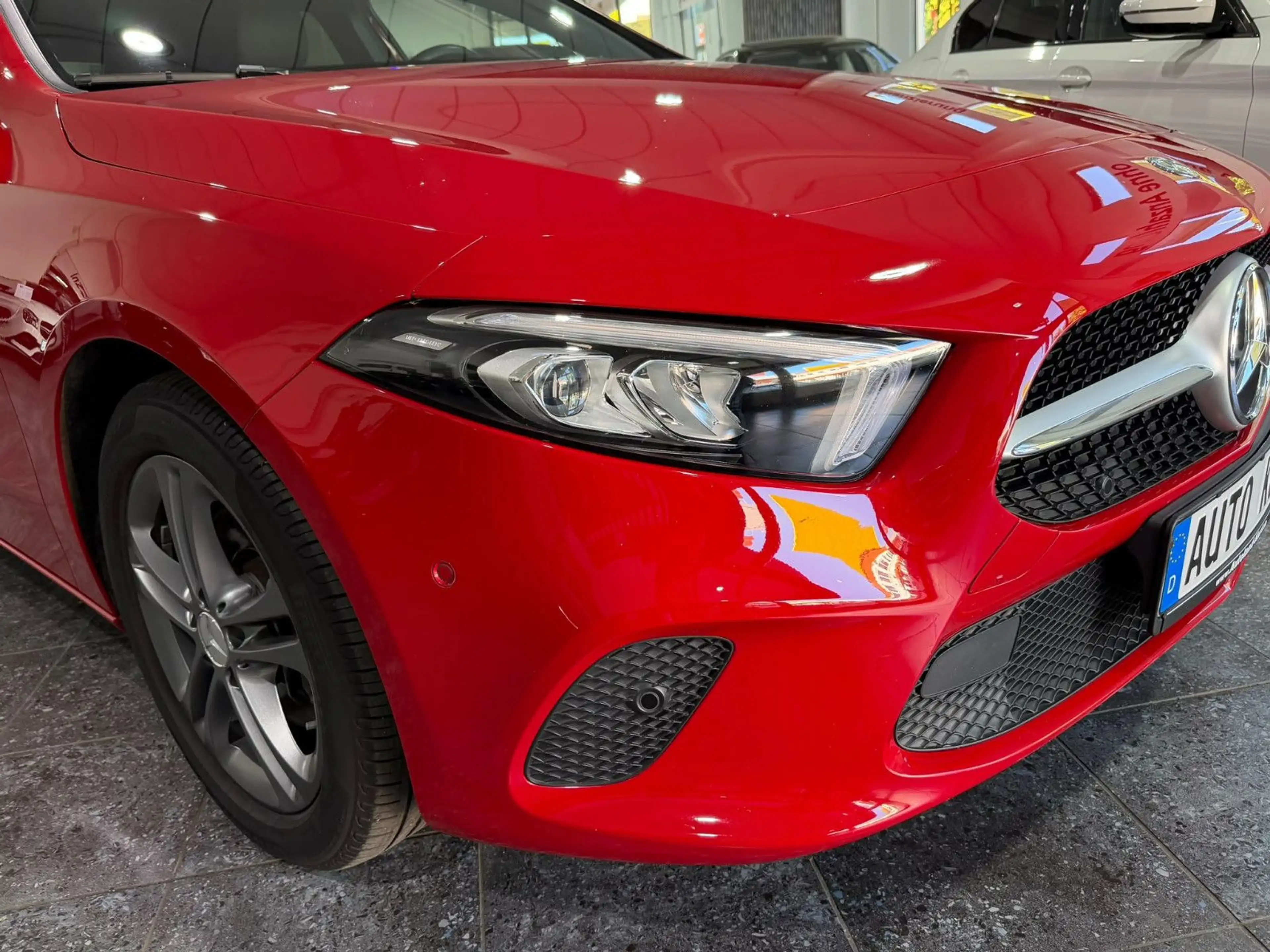 Mercedes-Benz A 200 *7G*WideS*T.Leder*Parkasy*Spurha*LED*M-Bux — photo 3