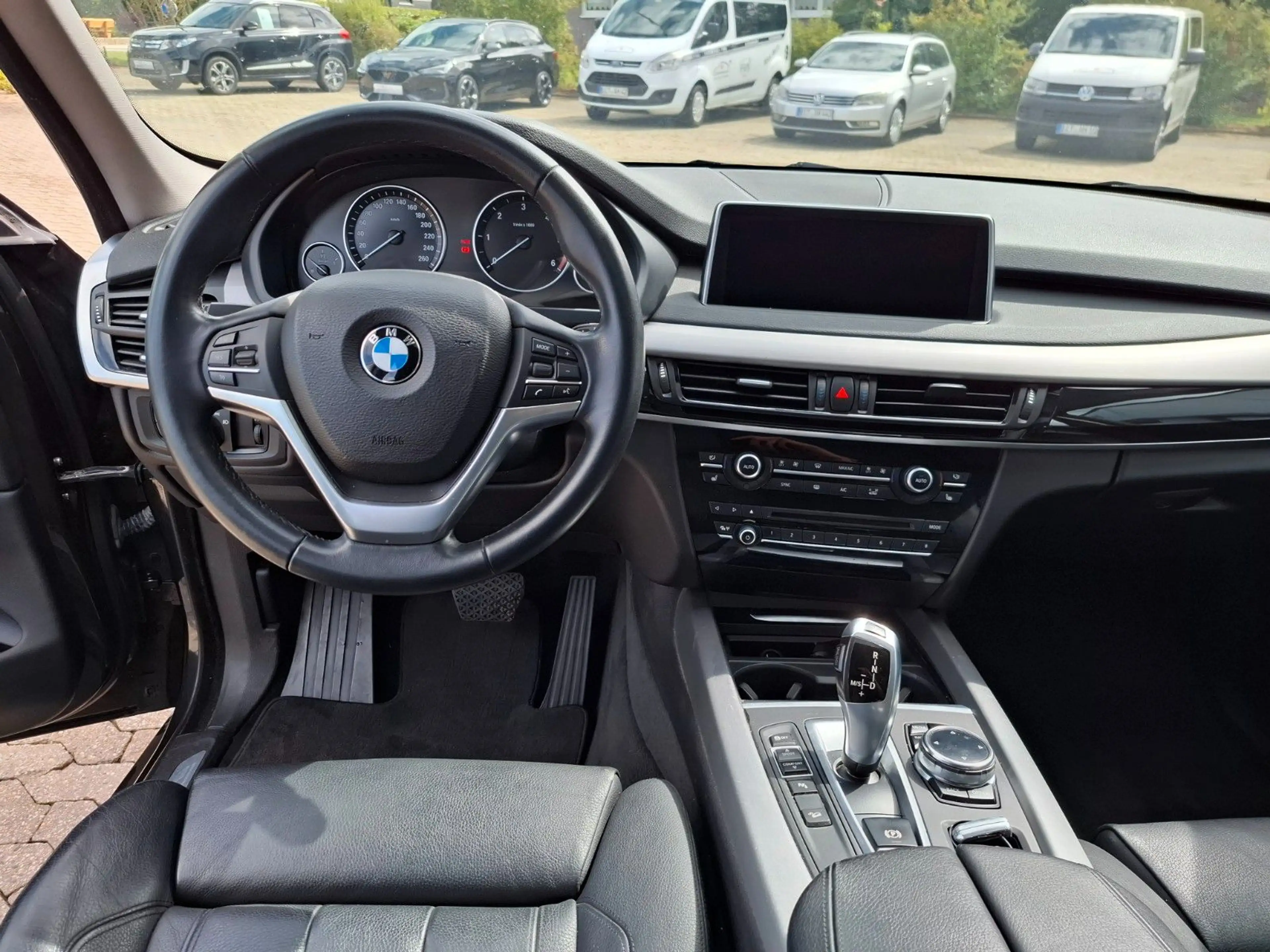 BMW X5 xDrive 30 d — photo 9