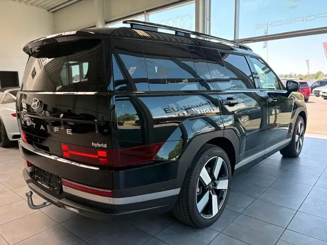 Hyundai Santa Fe view 6