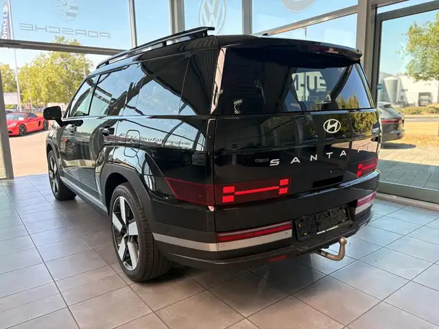 Hyundai Santa Fe view 5