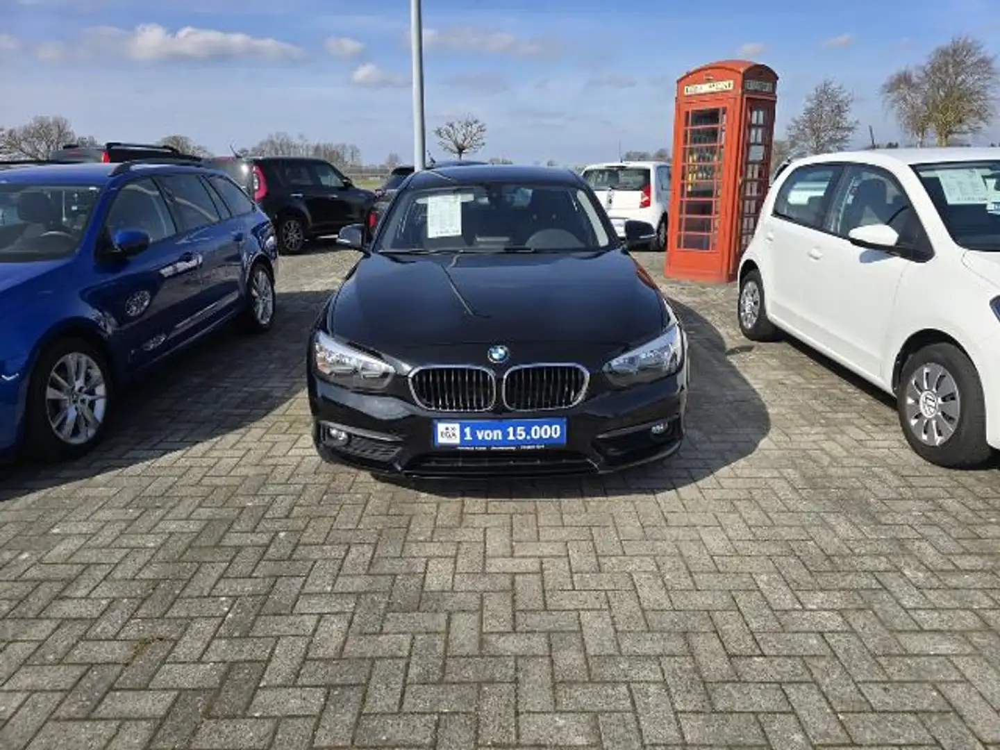 BMW 118 118i Advantage 5T 1.5 #Klima #ALU #SHZ #PDC #TEMPO Schwarz - 2