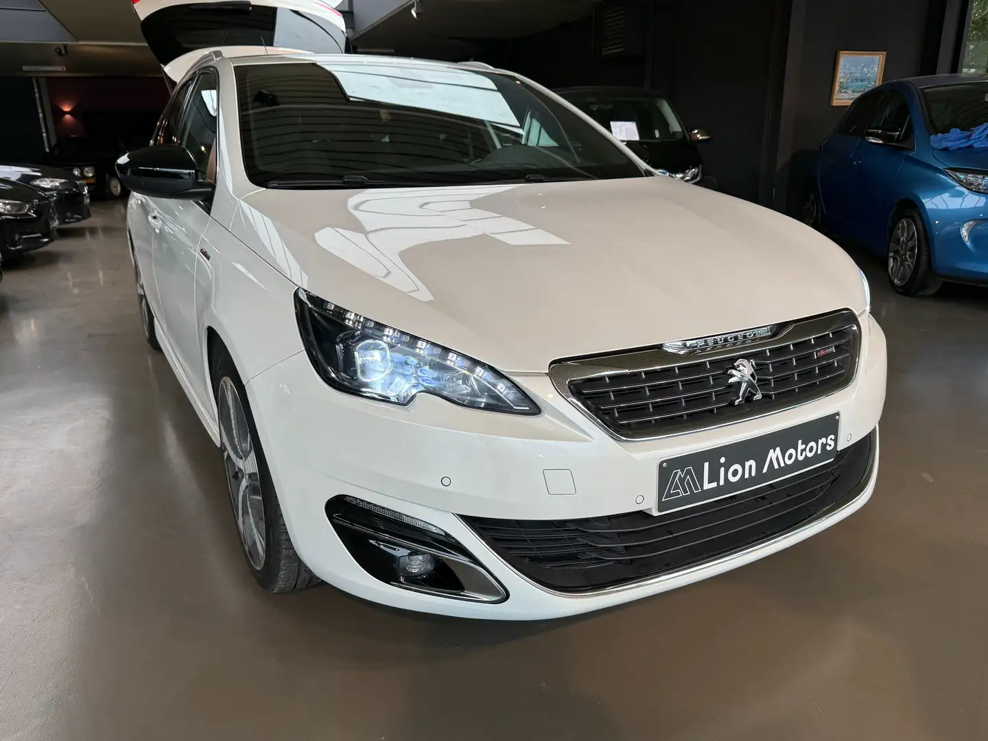 Peugeot 308 SW 1.2 PureTech GT Line STT*LEDER*GPS*LED*TREKHAAK Blanc - 1