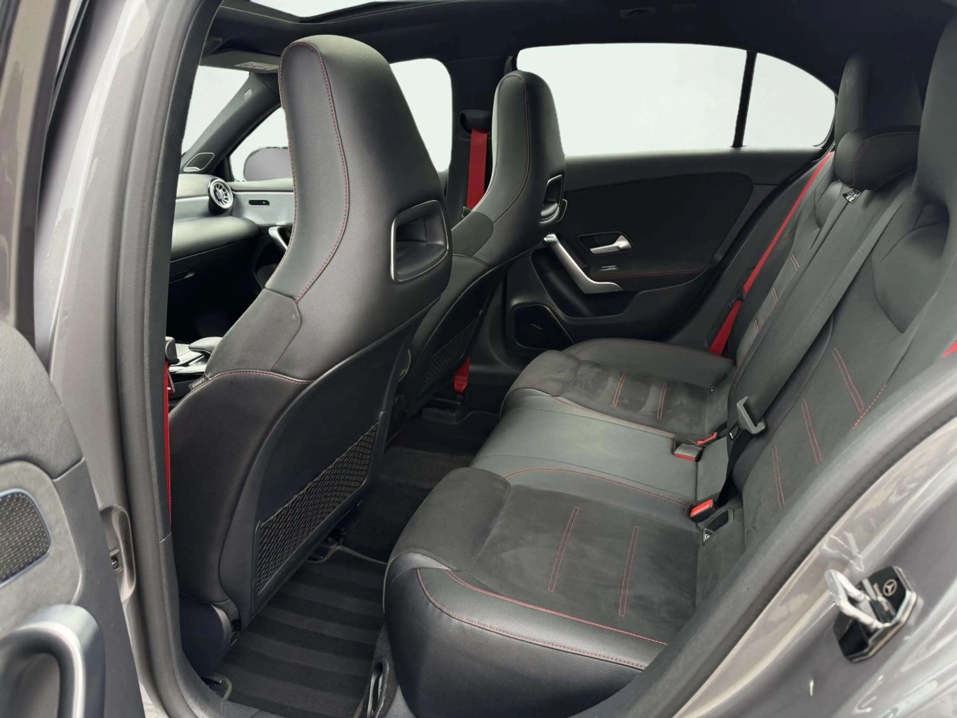 Mercedes-Benz A 45 AMG S 4MATIC+ Edition 1 | Panoramadak | Burmester | Ae — photo 13